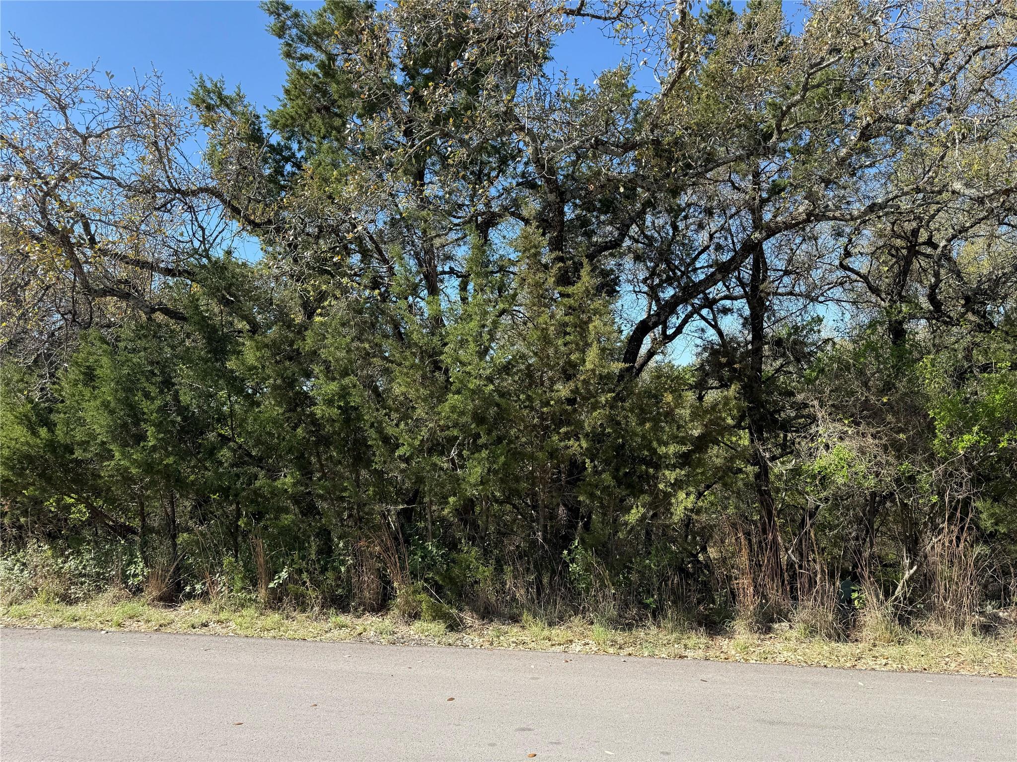 2304 Newton Dr, Lago Vista, TX 78645