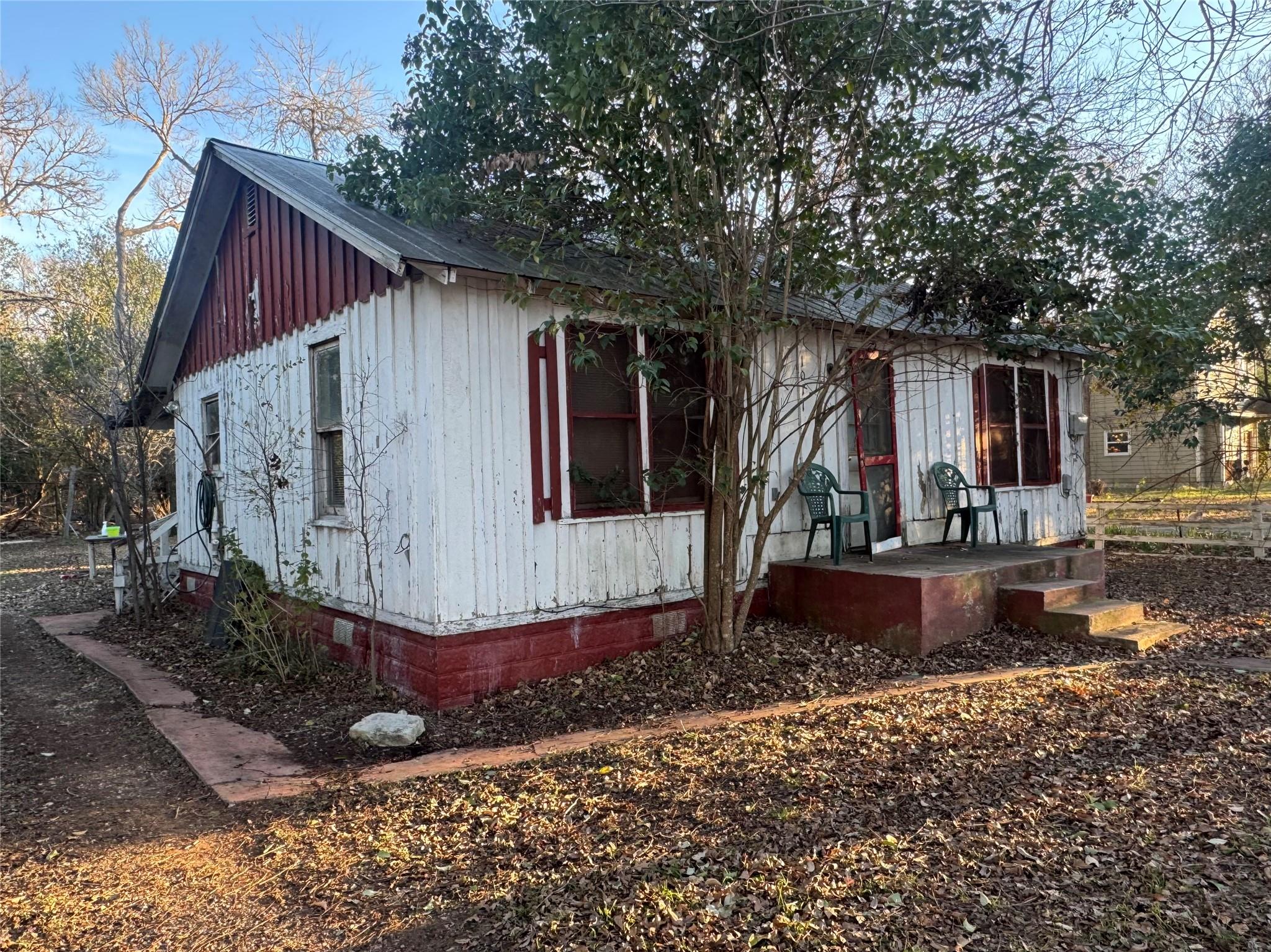 1017 Dailey St, San Marcos, TX 78666