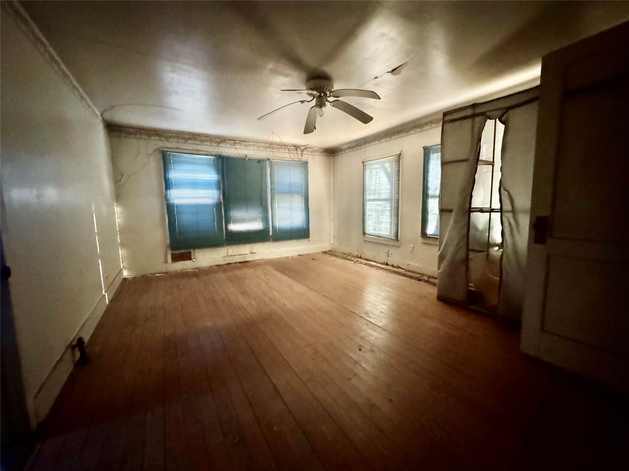 1017 Dailey St, San Marcos, TX 78666