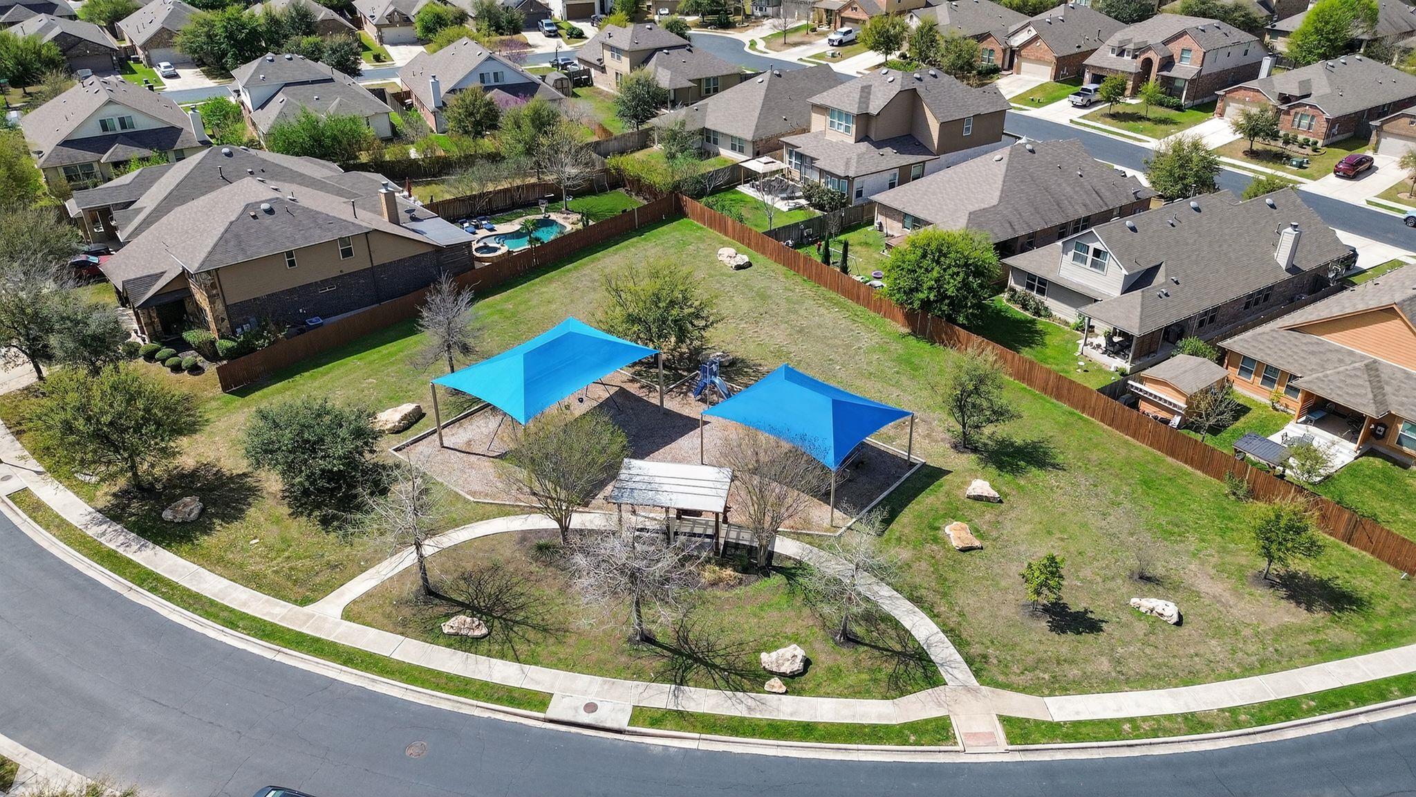 591 Middle Crk, Buda, TX 78610