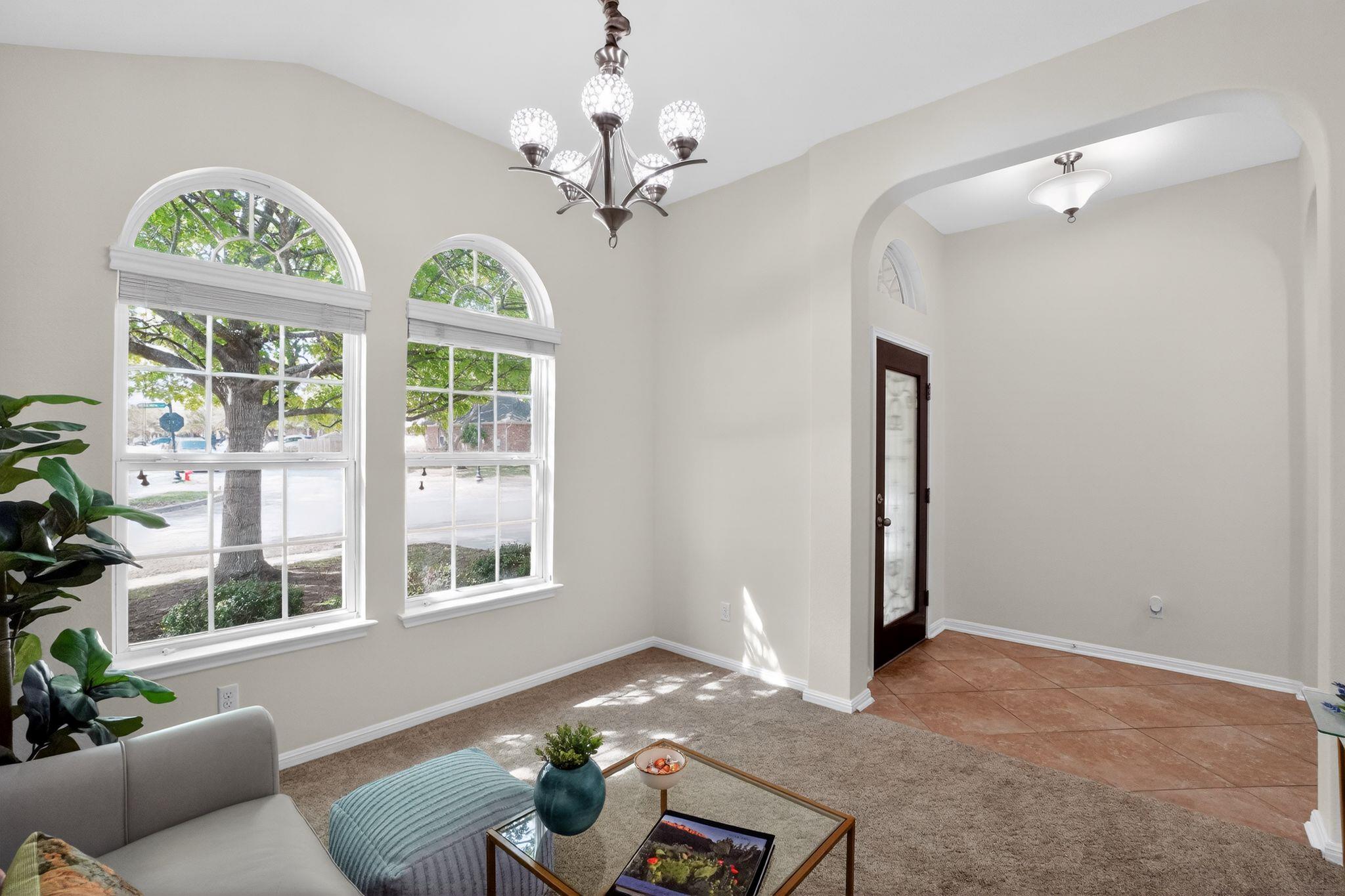 591 Middle Crk, Buda, TX 78610