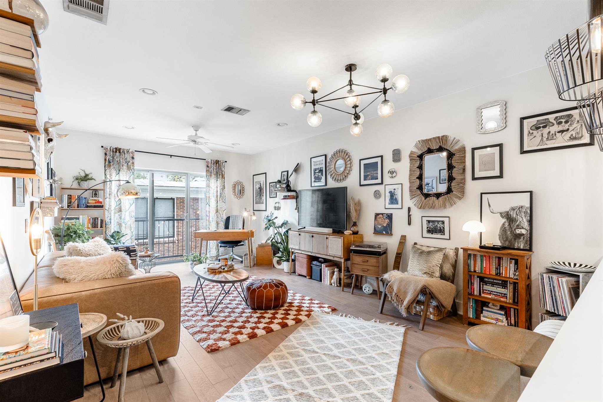 908 Nueces St # 24, Austin, TX 78701