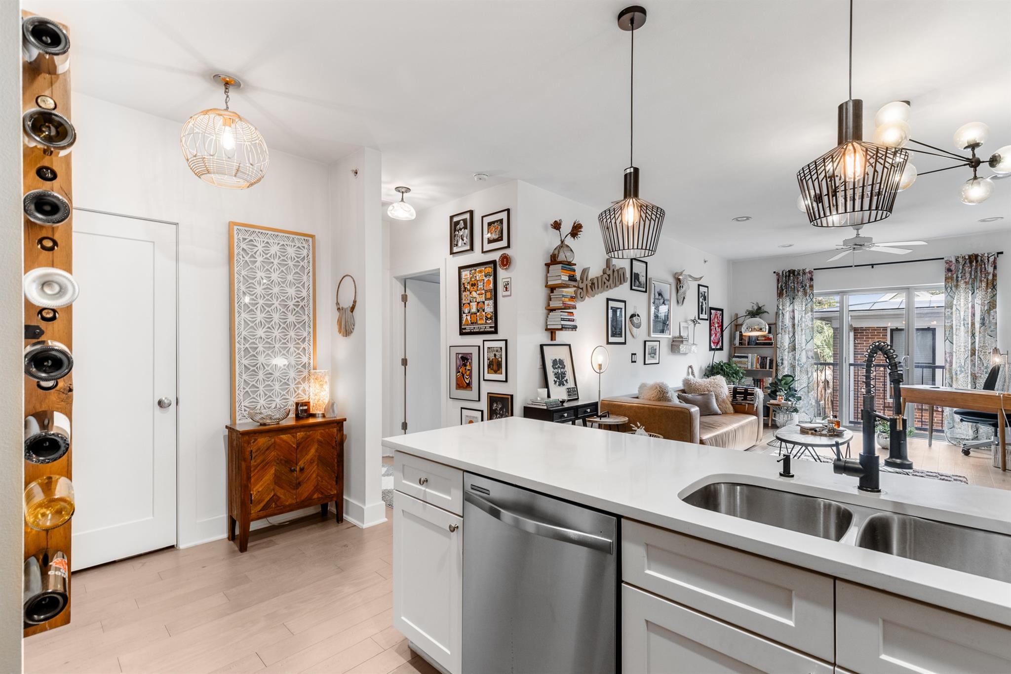 908 Nueces St # 24, Austin, TX 78701