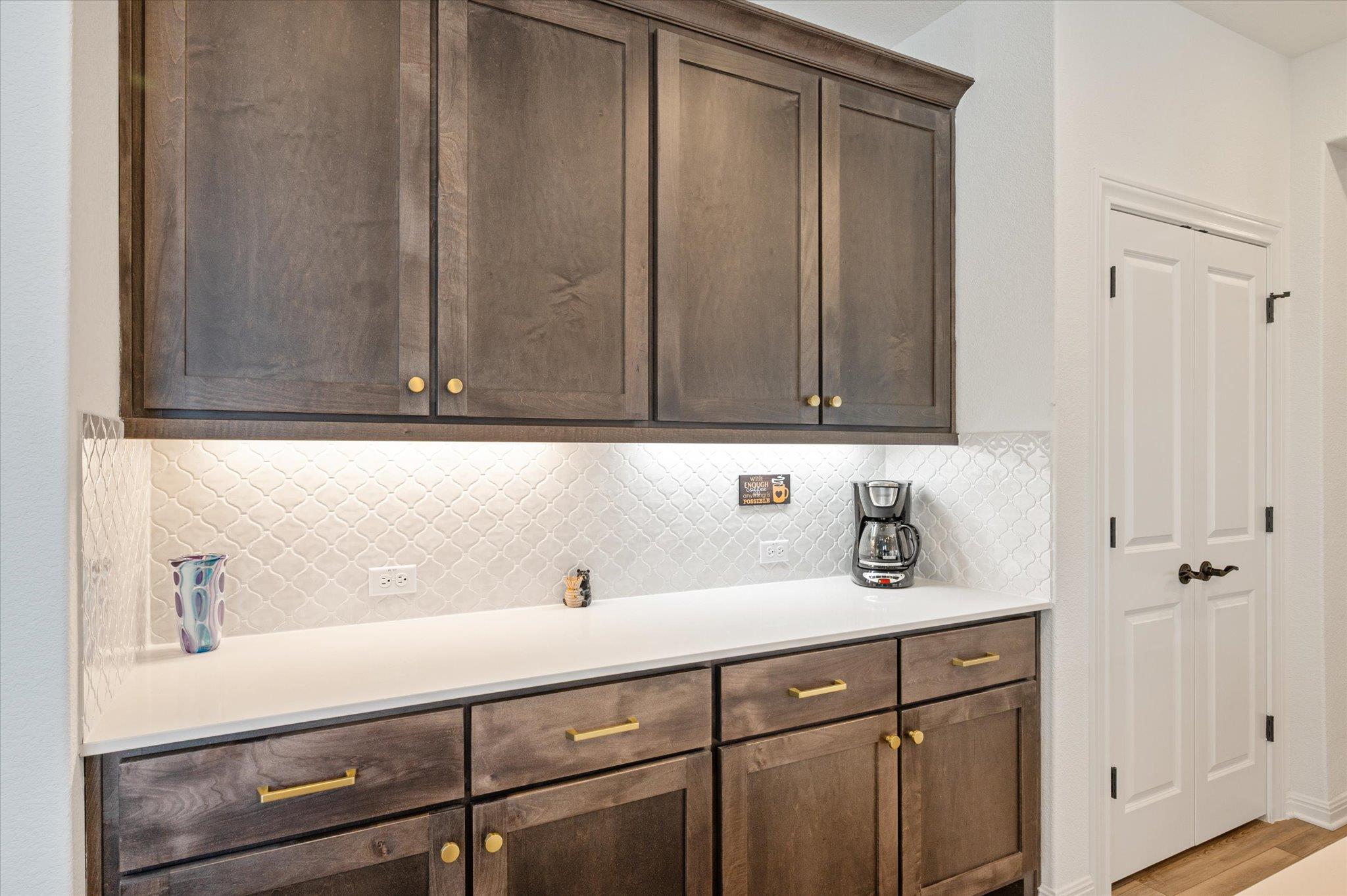 112 Clay Hill St, Georgetown, TX 78633