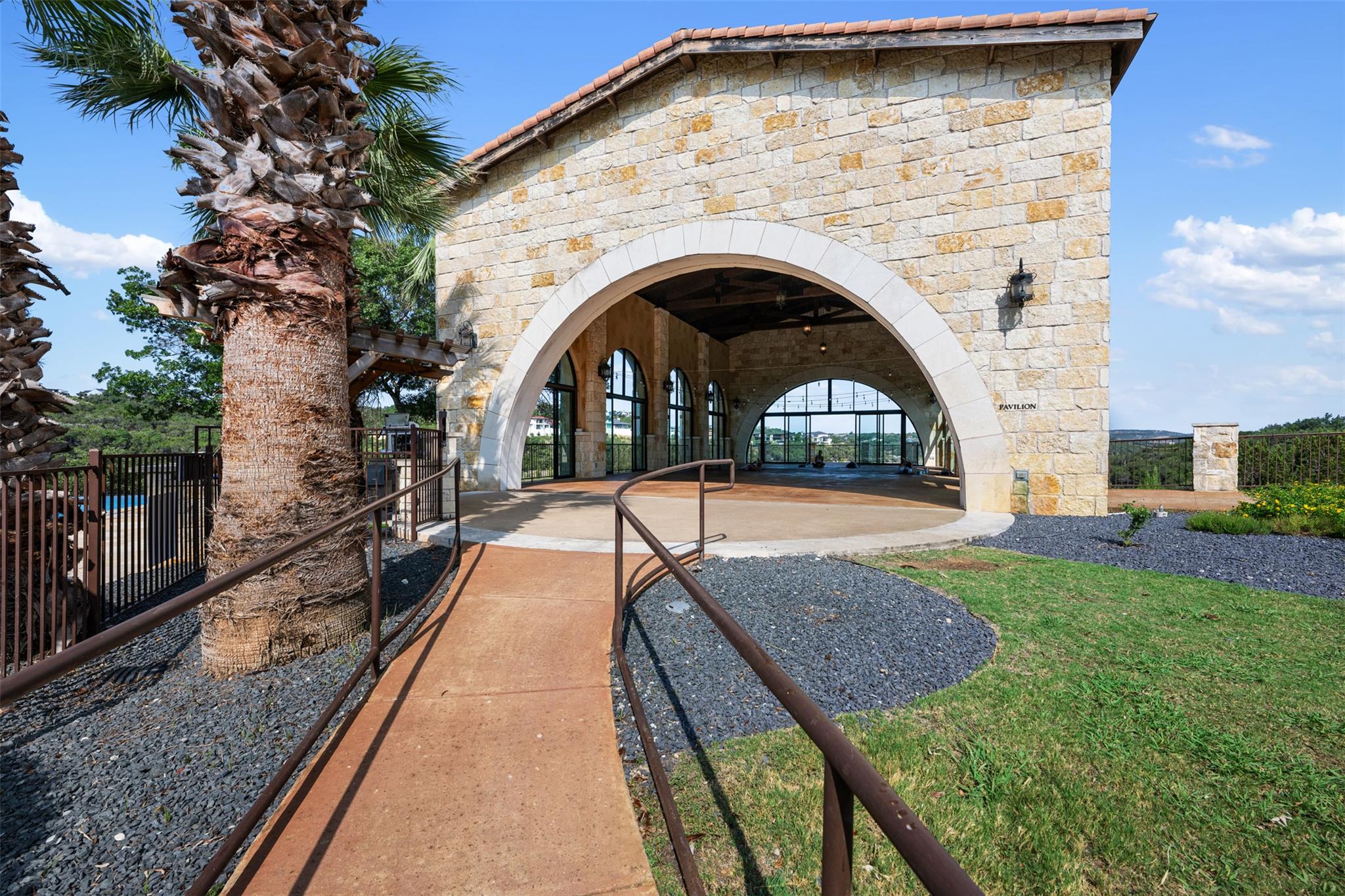 205 Antigua Way, Lakeway, TX 78738