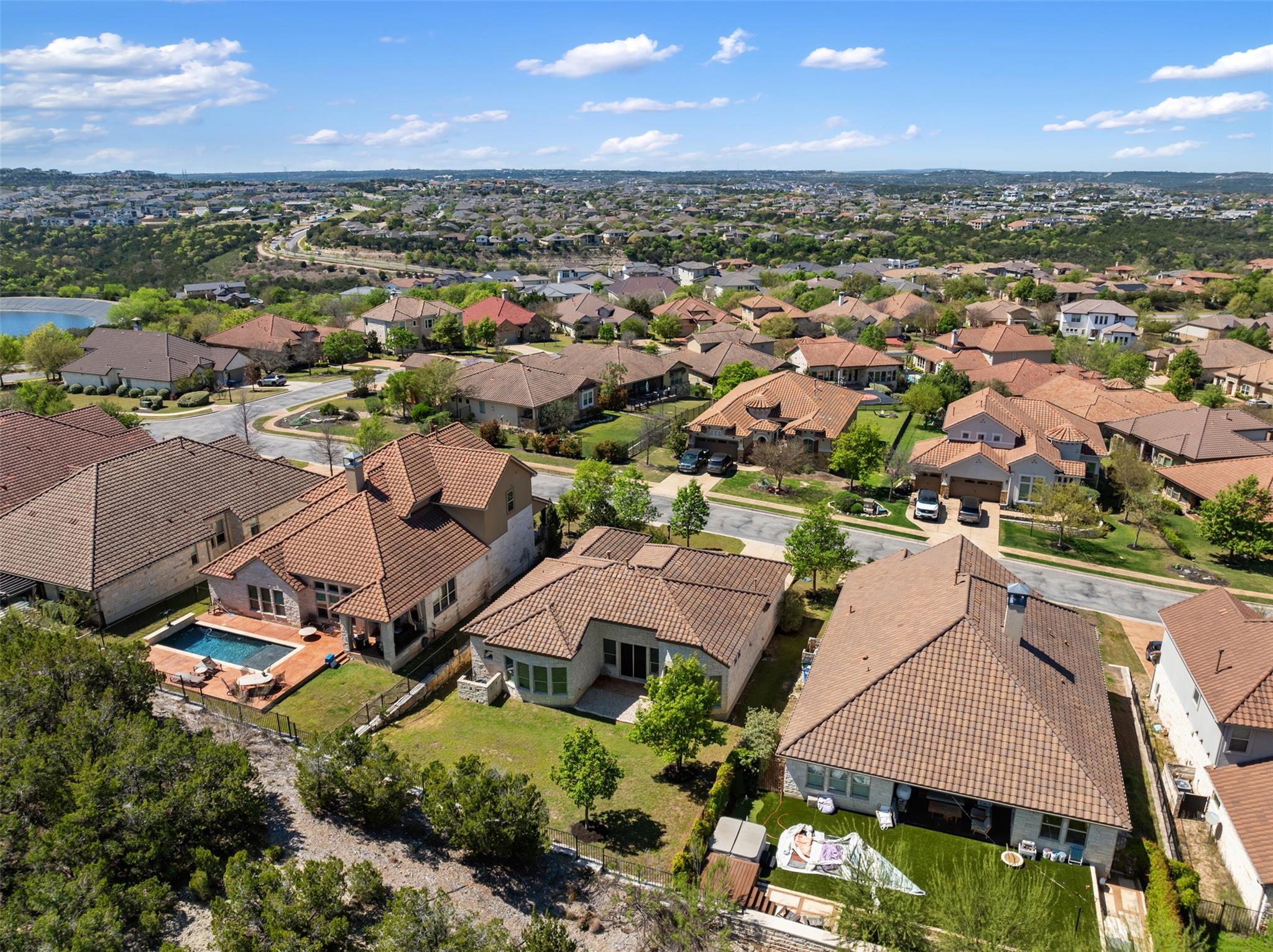 205 Antigua Way, Lakeway, TX 78738