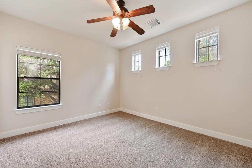 1036 Liberty Park Dr # 52B, Austin, TX 78746