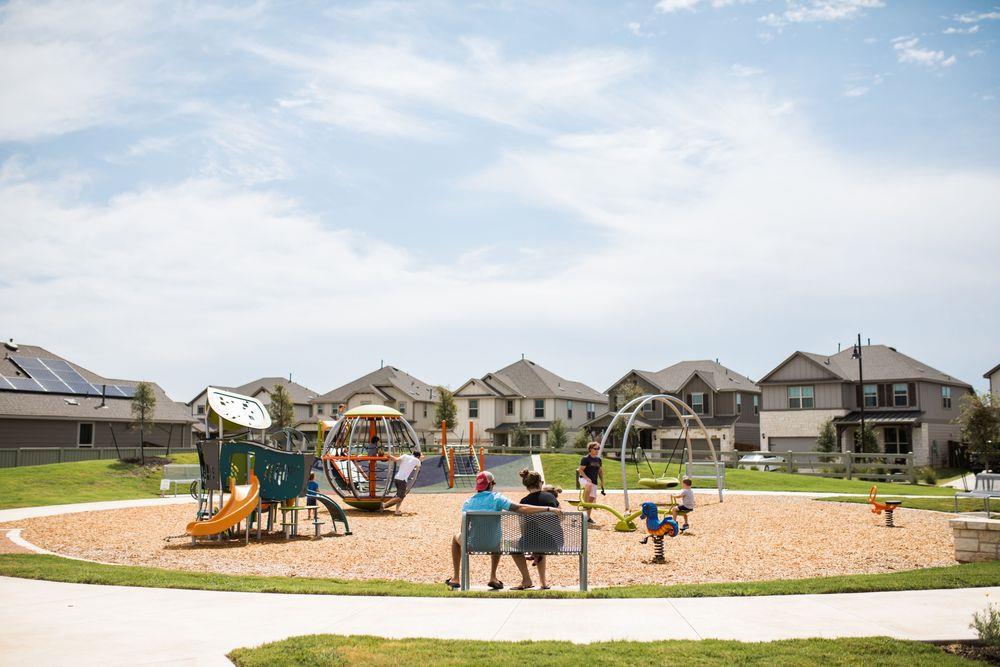 125 Las Posas Dr, Liberty Hill, TX 78642