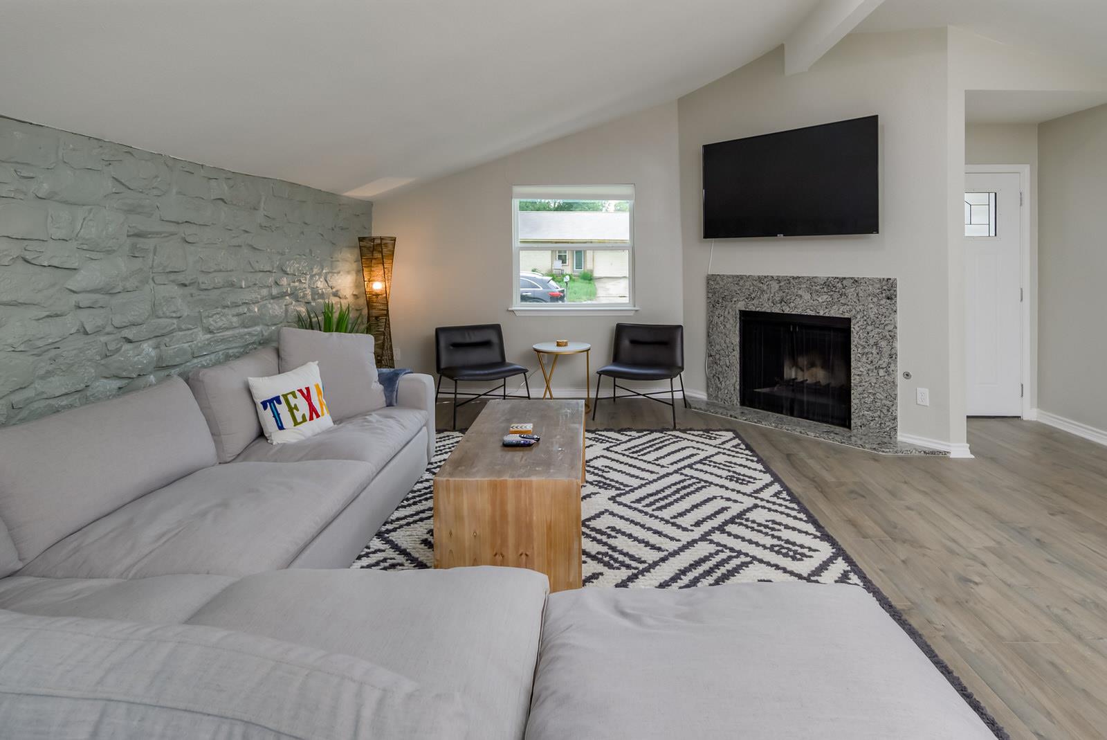 1651 Chippeway Ln, Austin, TX 78745