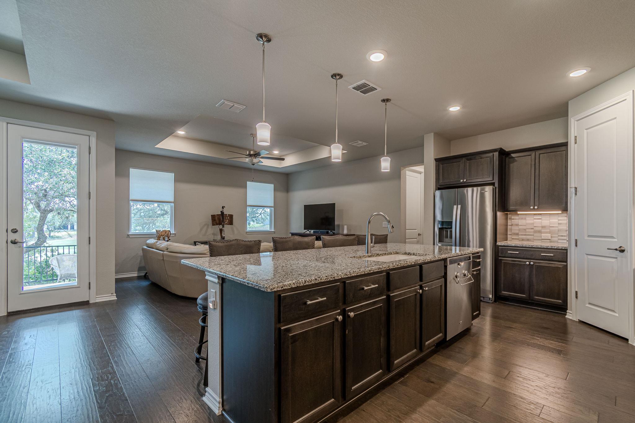 318 Dancing Oak Ln # 104, San Marcos, TX 78666