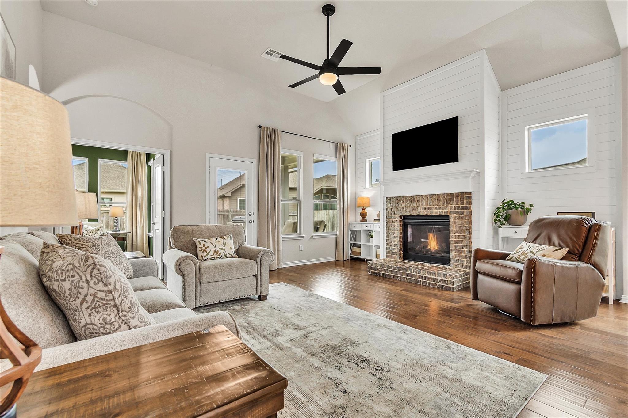 117 Fattoria Cv, Liberty Hill, TX 78642