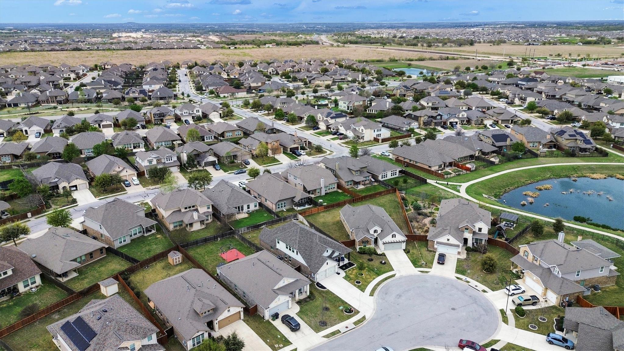 117 Fattoria Cv, Liberty Hill, TX 78642