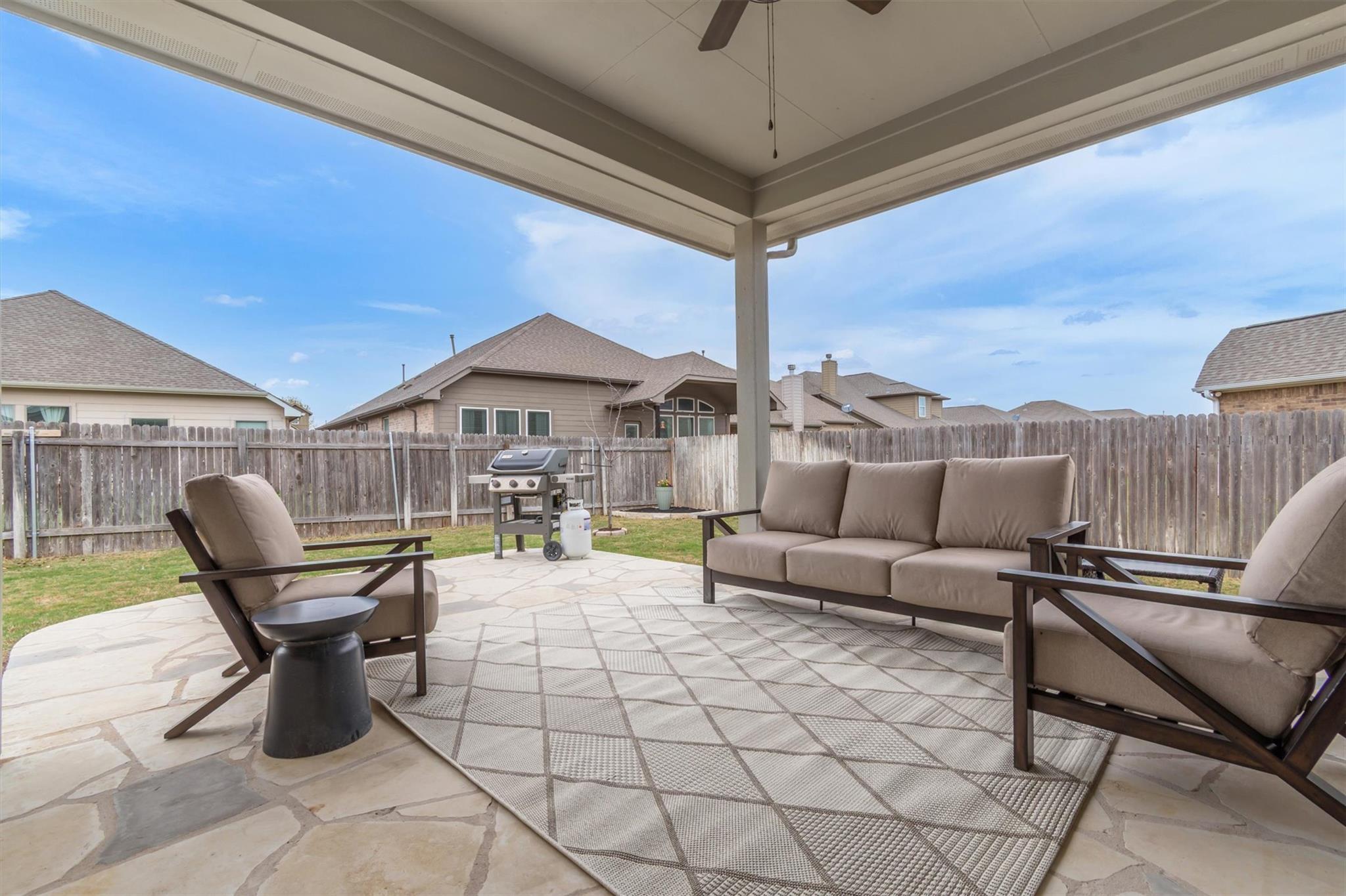 117 Fattoria Cv, Liberty Hill, TX 78642