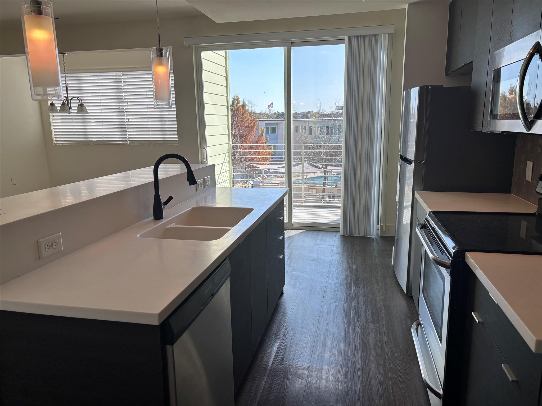 604 N Bluff Dr # 242, Austin, TX 78745