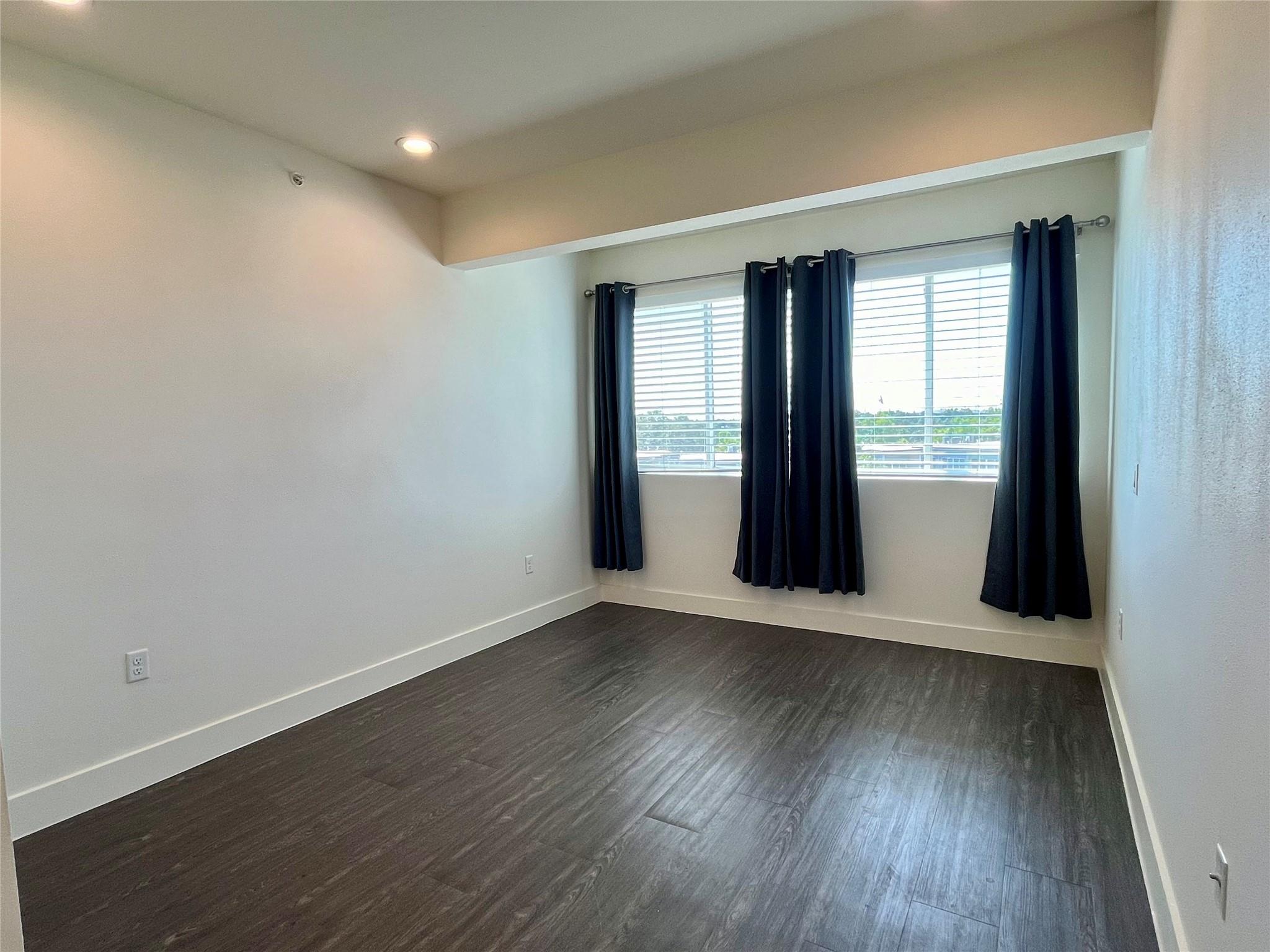 604 N Bluff Dr # 242, Austin, TX 78745