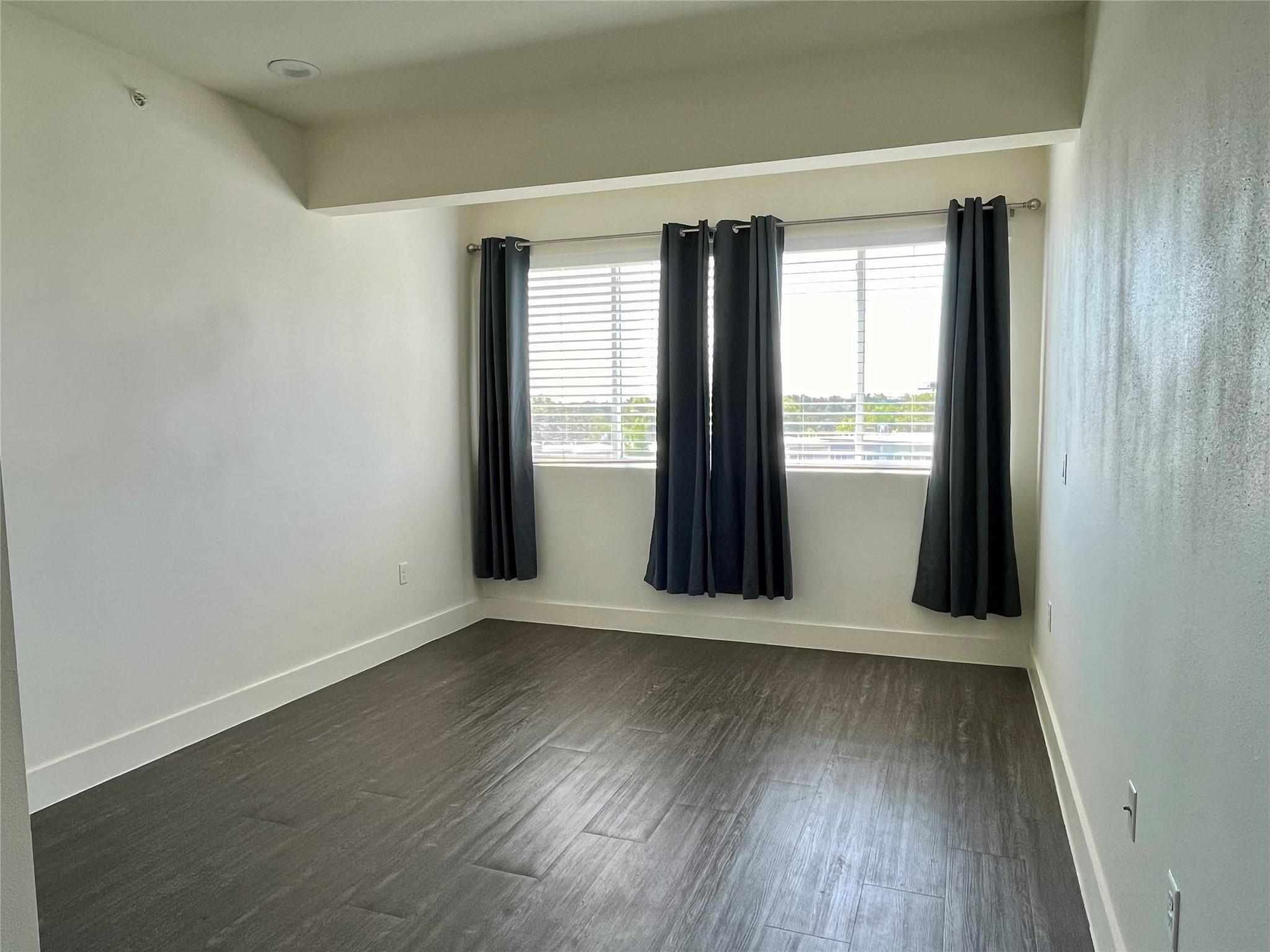 604 N Bluff Dr # 242, Austin, TX 78745