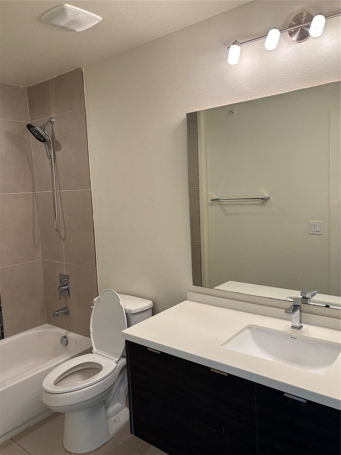 604 N Bluff Dr # 242, Austin, TX 78745