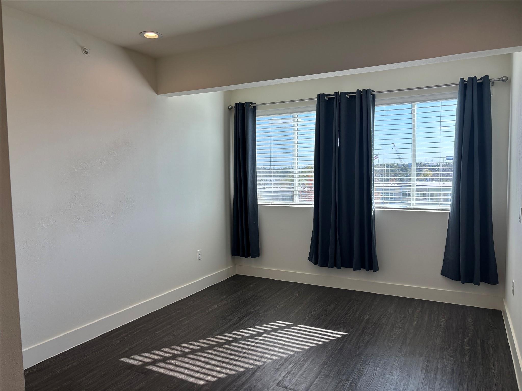 604 N Bluff Dr # 242, Austin, TX 78745