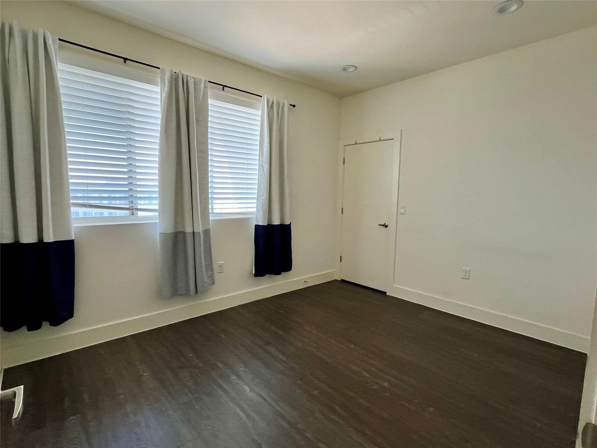 604 N Bluff Dr # 242, Austin, TX 78745