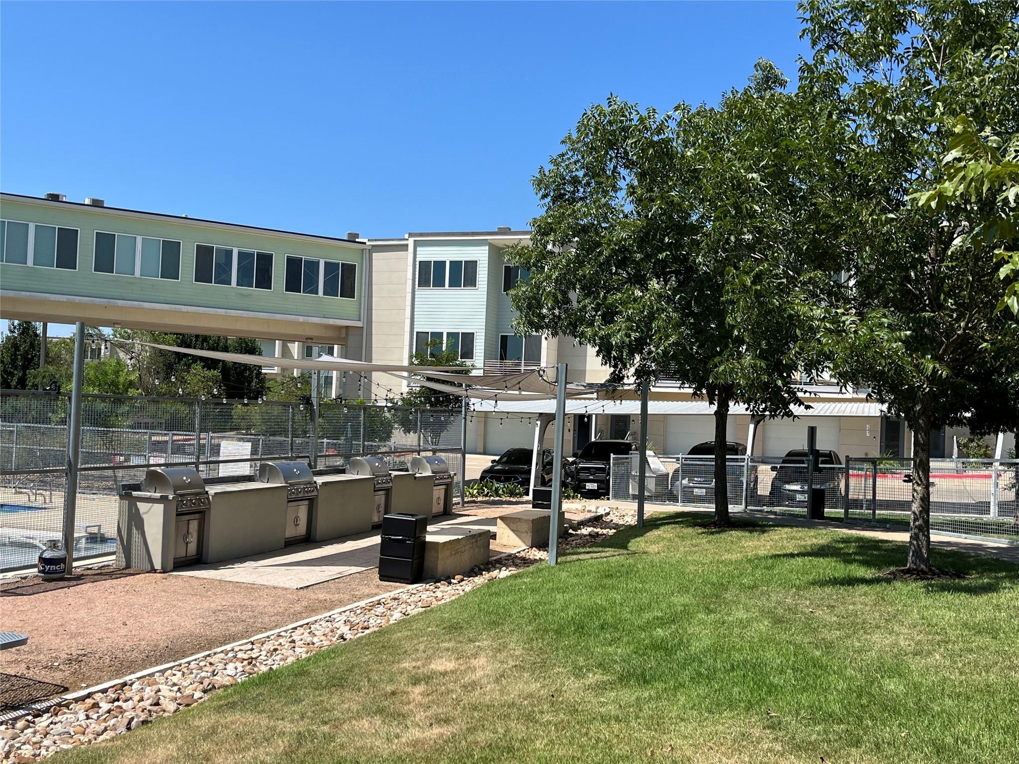 604 N Bluff Dr # 242, Austin, TX 78745