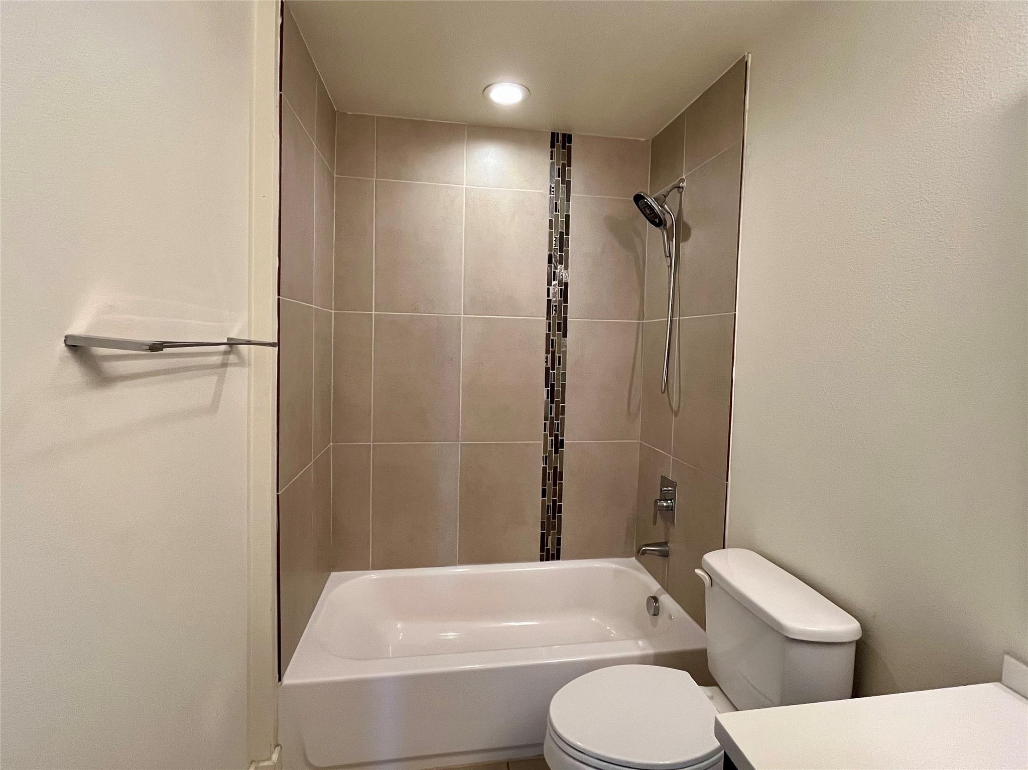 604 N Bluff Dr # 242, Austin, TX 78745