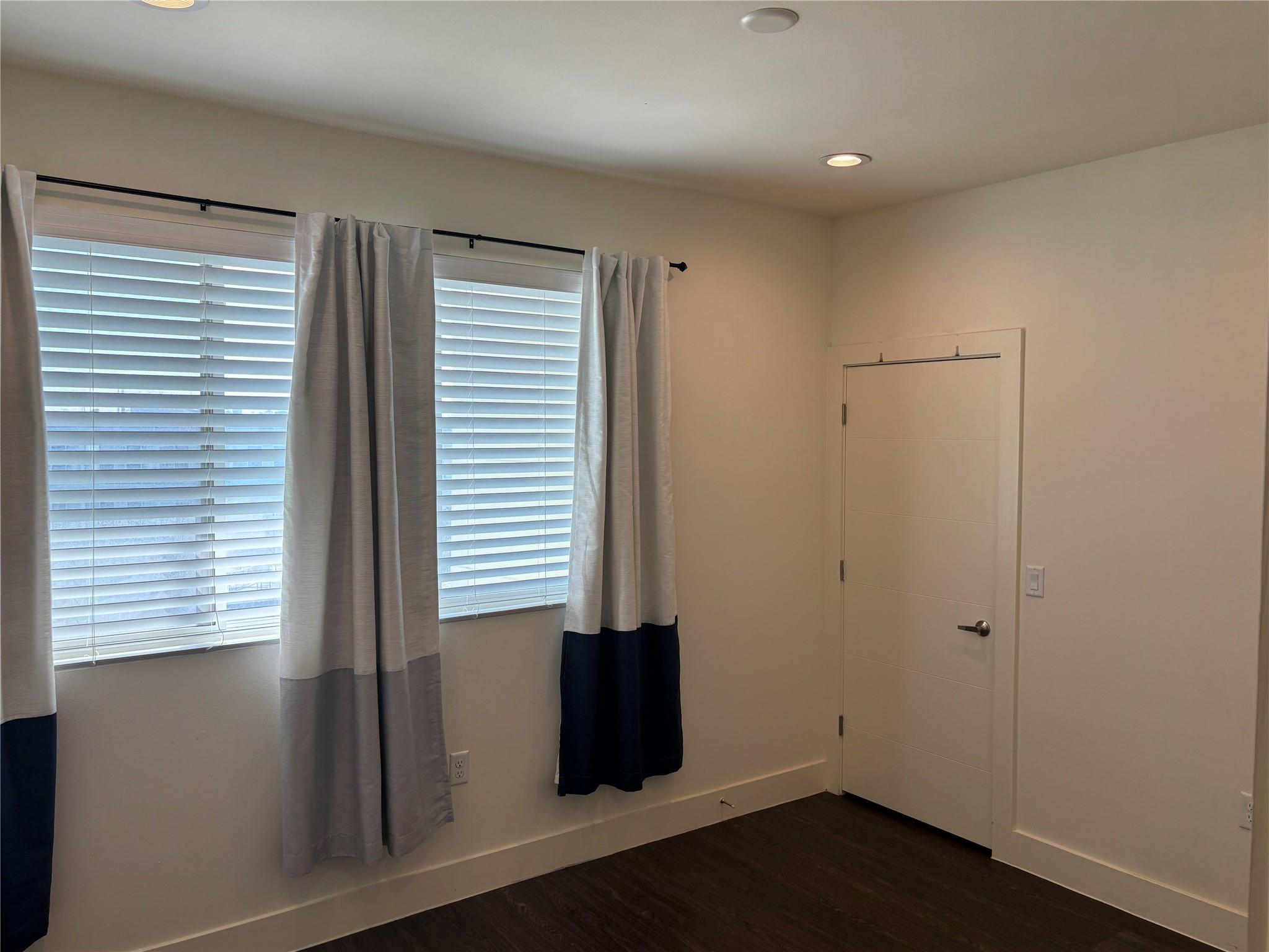 604 N Bluff Dr # 242, Austin, TX 78745