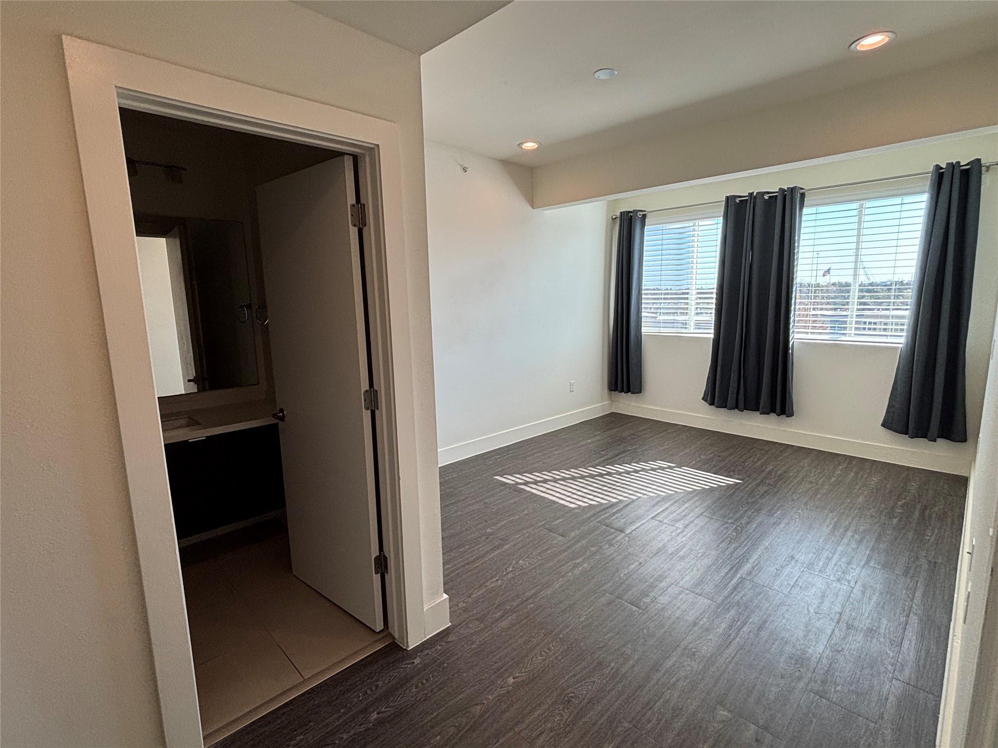 604 N Bluff Dr # 242, Austin, TX 78745