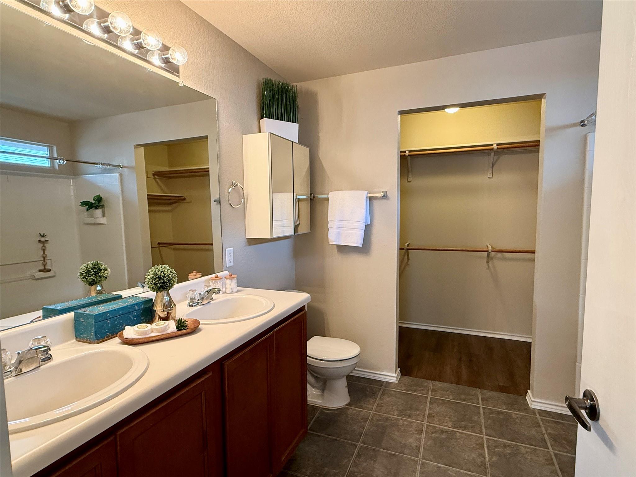 2503 Magin Meadow Dr, Austin, TX 78744