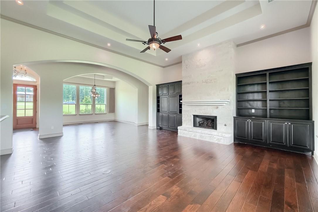 145 Powder Horn Rd, Bastrop, TX 78602