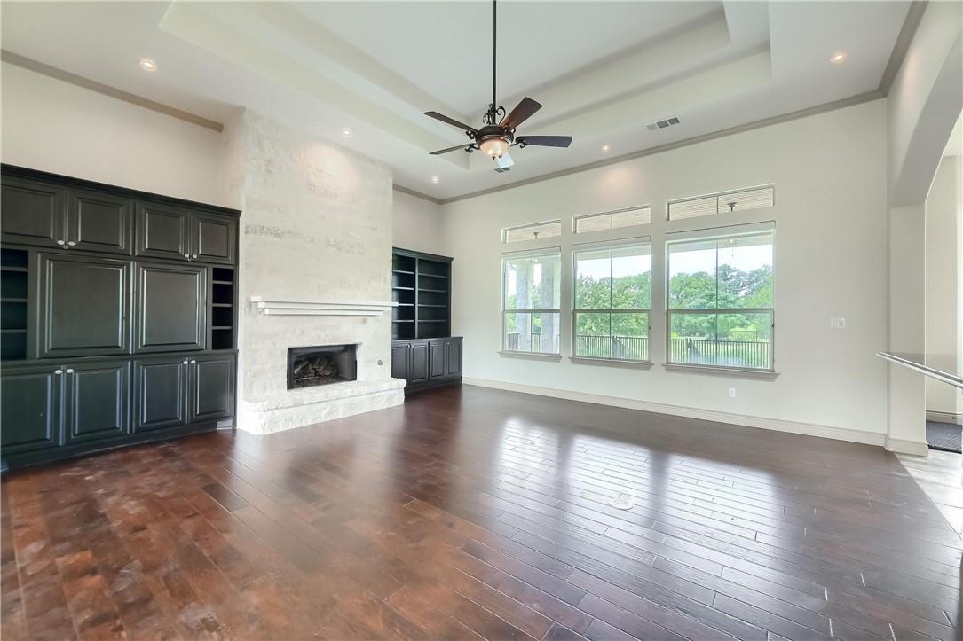 145 Powder Horn Rd, Bastrop, TX 78602