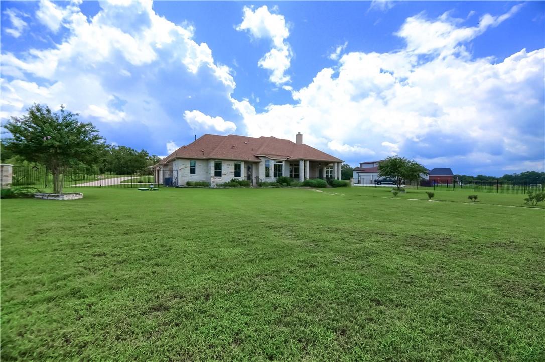 145 Powder Horn Rd, Bastrop, TX 78602