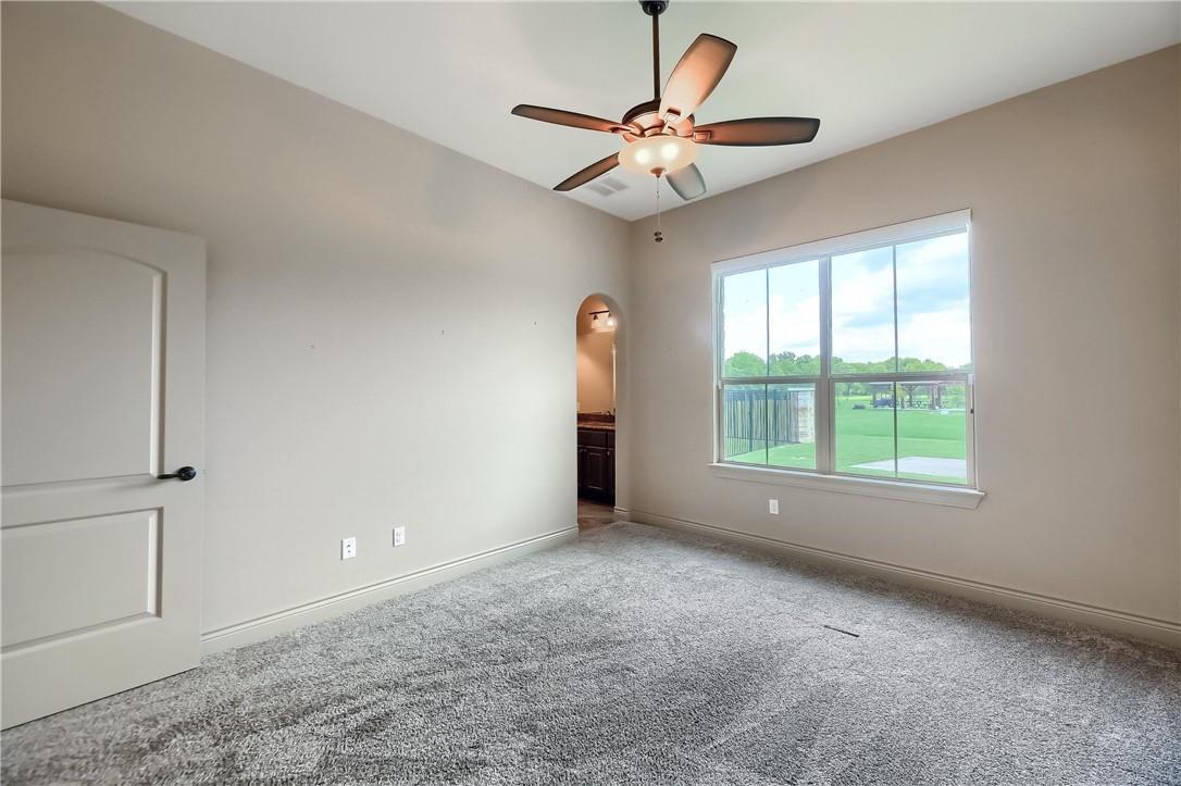 145 Powder Horn Rd, Bastrop, TX 78602