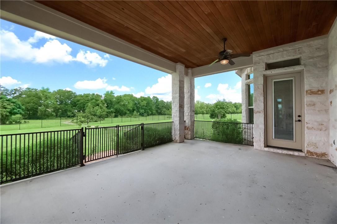 145 Powder Horn Rd, Bastrop, TX 78602