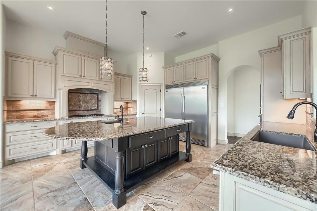 145 Powder Horn Rd, Bastrop, TX 78602