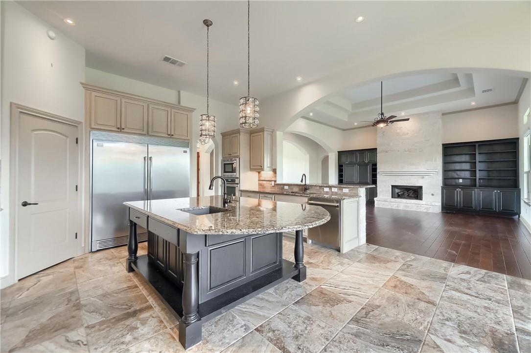 145 Powder Horn Rd, Bastrop, TX 78602