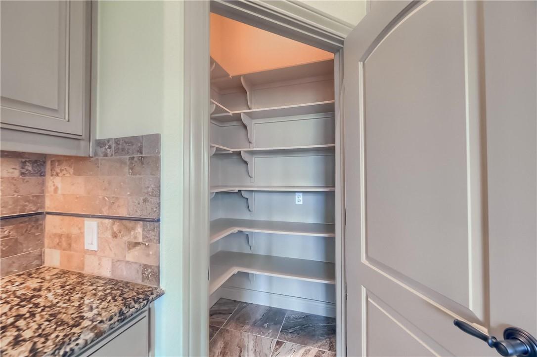 145 Powder Horn Rd, Bastrop, TX 78602