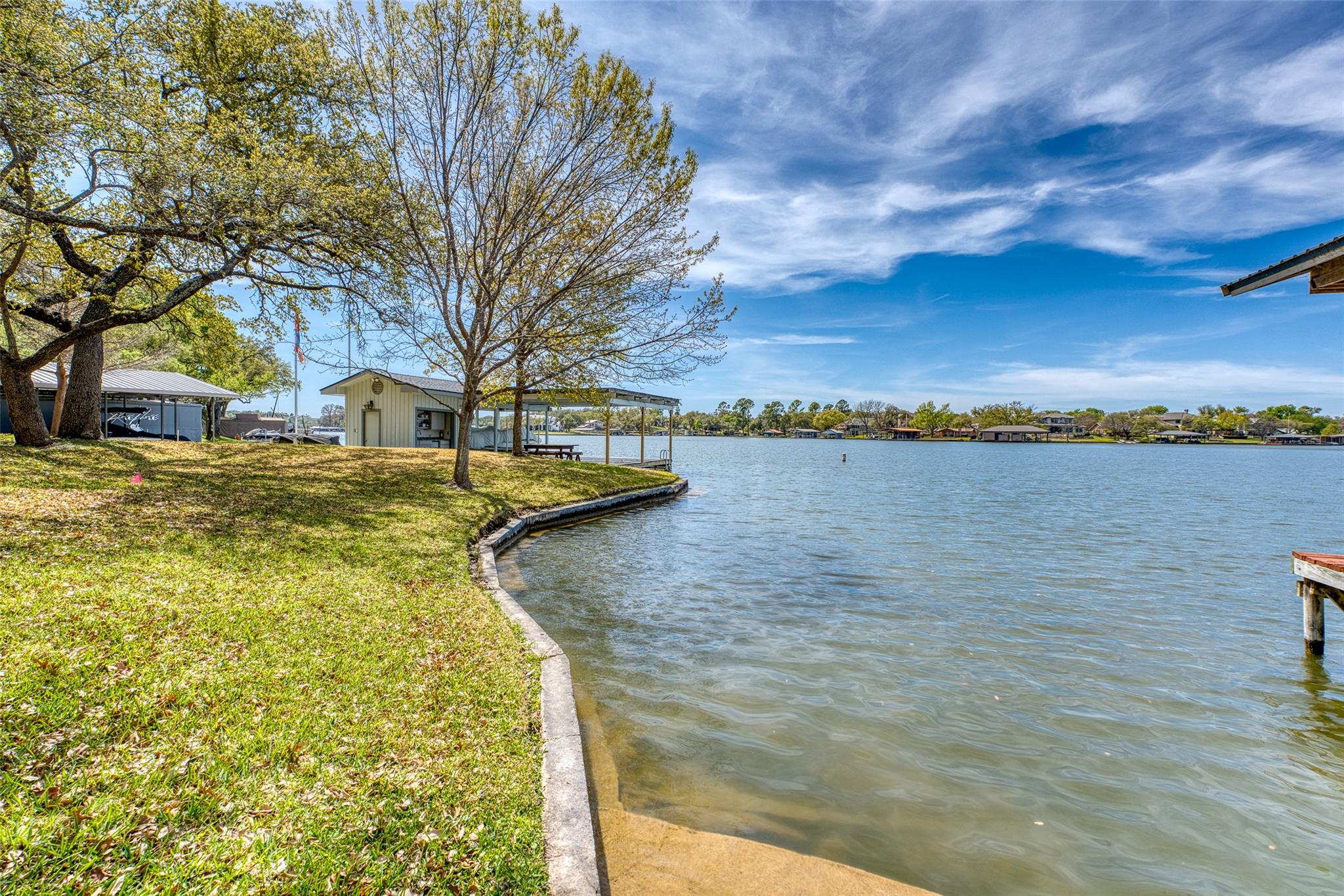 3600 Packsaddle Dr, Horseshoe Bay, TX 78657