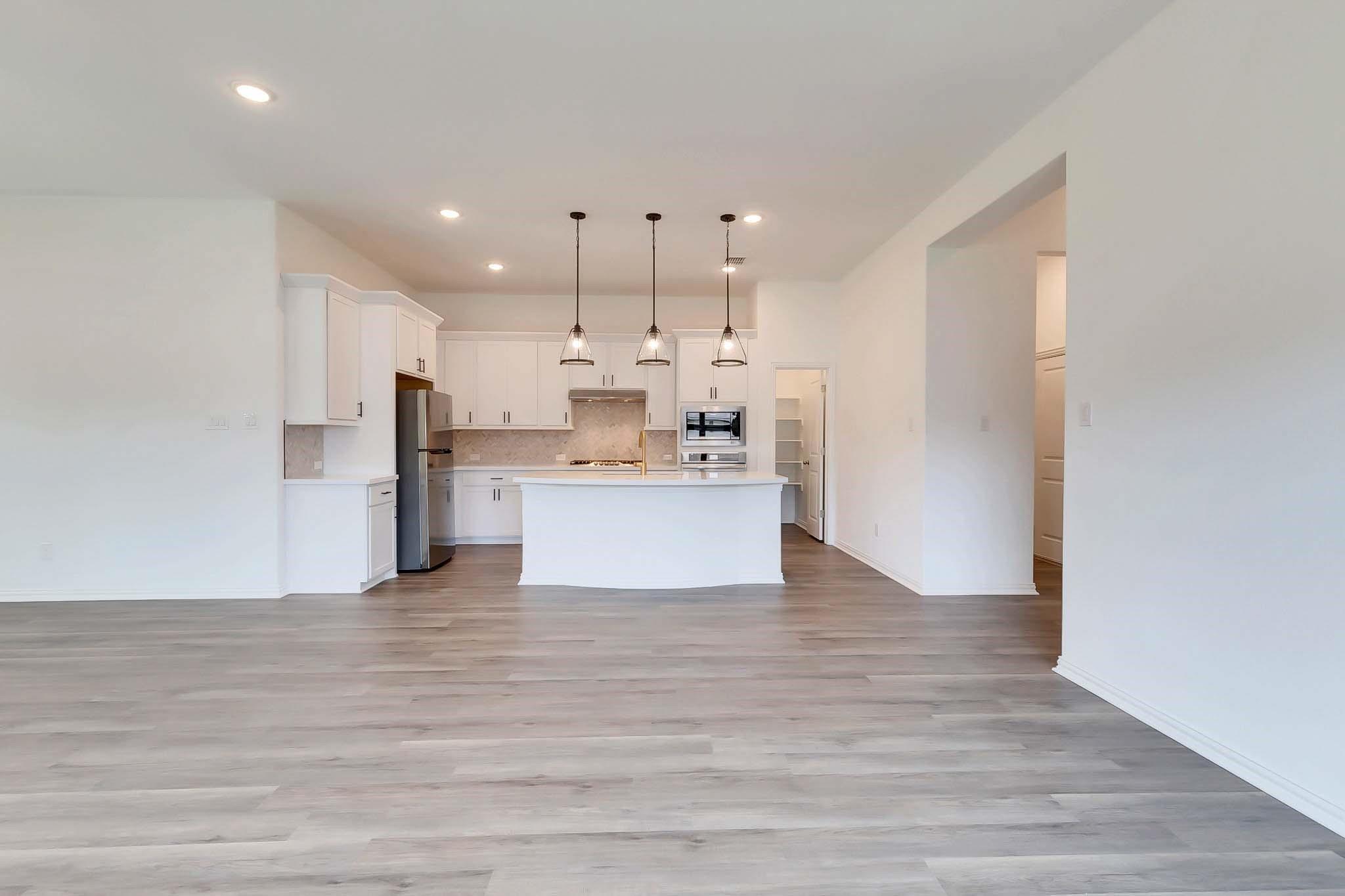 271 Jefferson Dr, Kyle, TX 78640