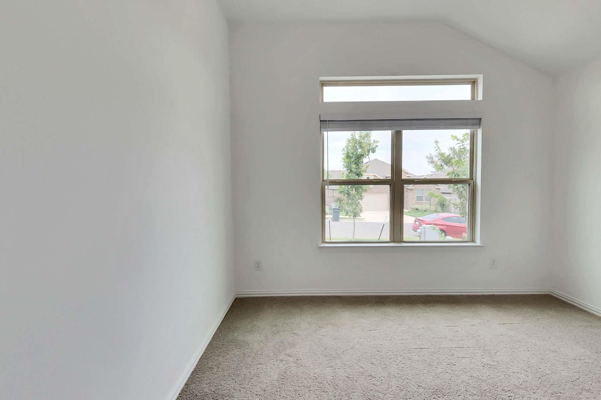 271 Jefferson Dr, Kyle, TX 78640