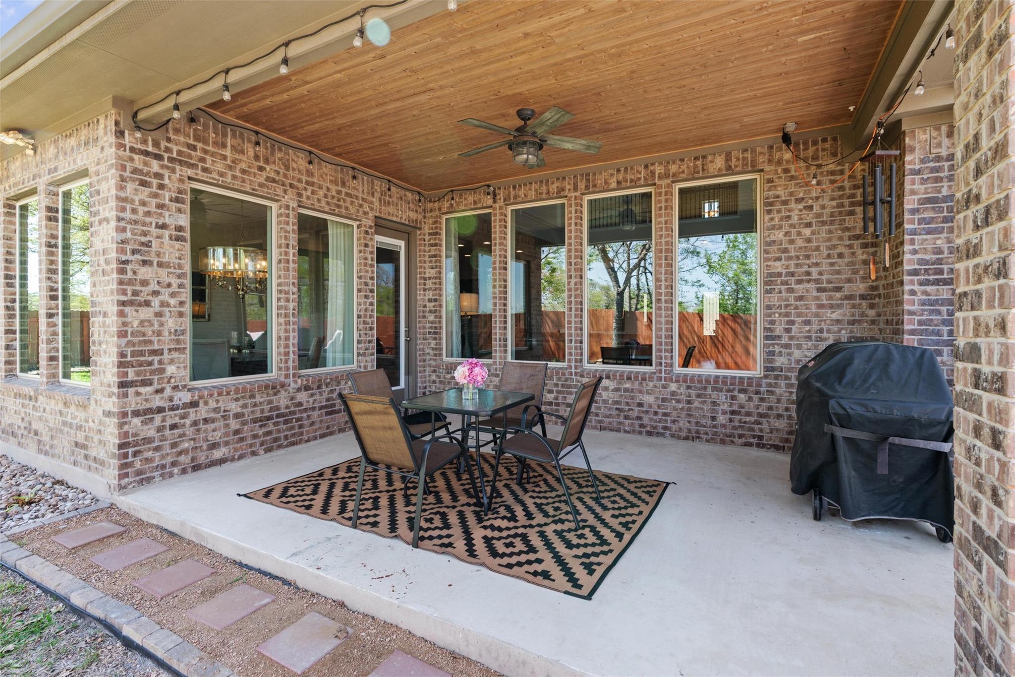 124 Fannin Battleground Ln, Georgetown, TX 78628