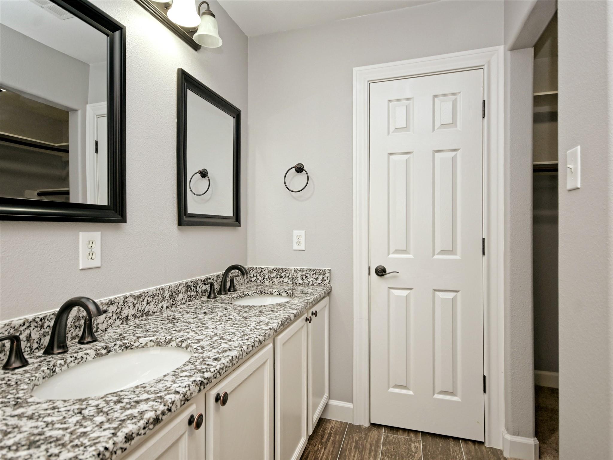 209 Pheasant Rdg, Round Rock, TX 78665