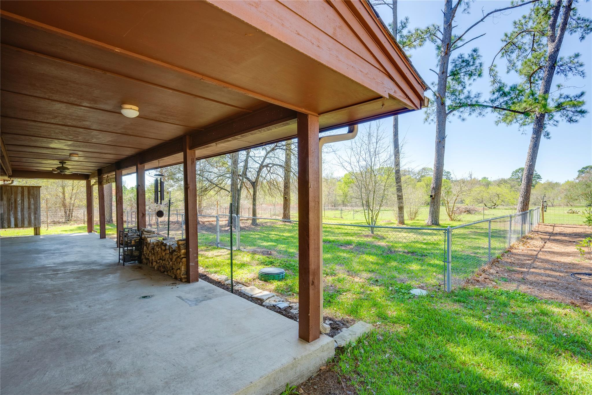 179 Rainbow Dr, Bastrop, TX 78602