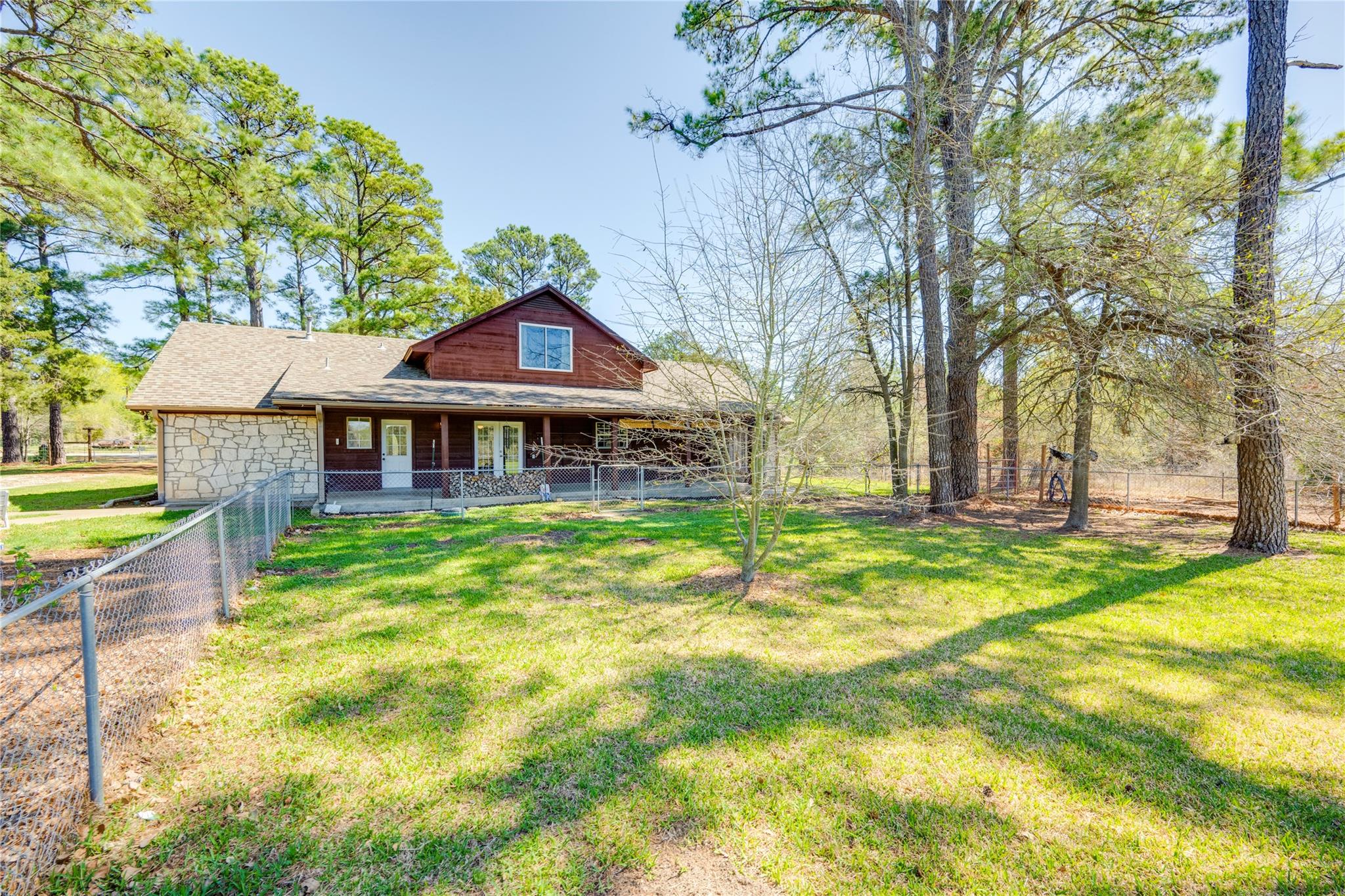 179 Rainbow Dr, Bastrop, TX 78602