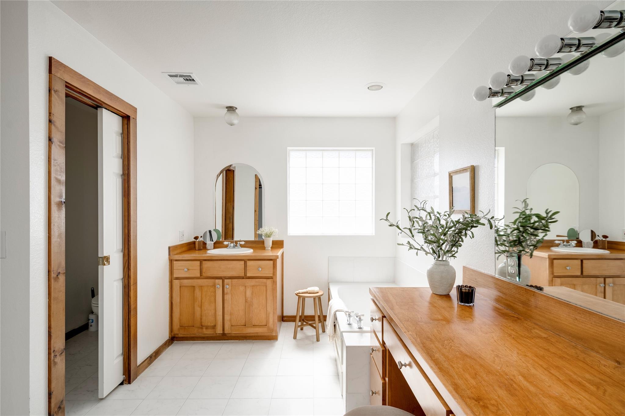 179 Rainbow Dr, Bastrop, TX 78602