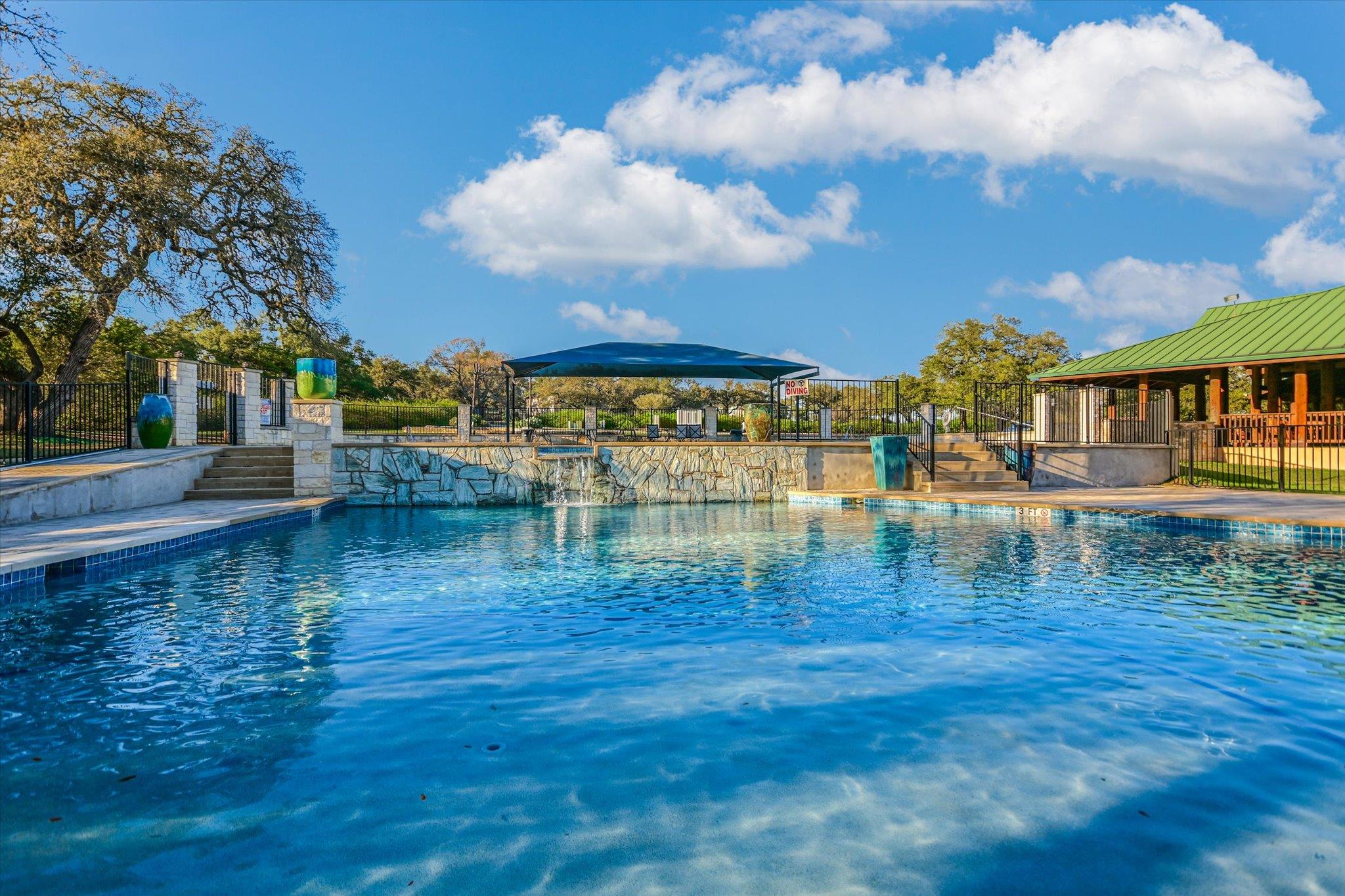 250 BROWN SADDLE Cv, Driftwood, TX 78619