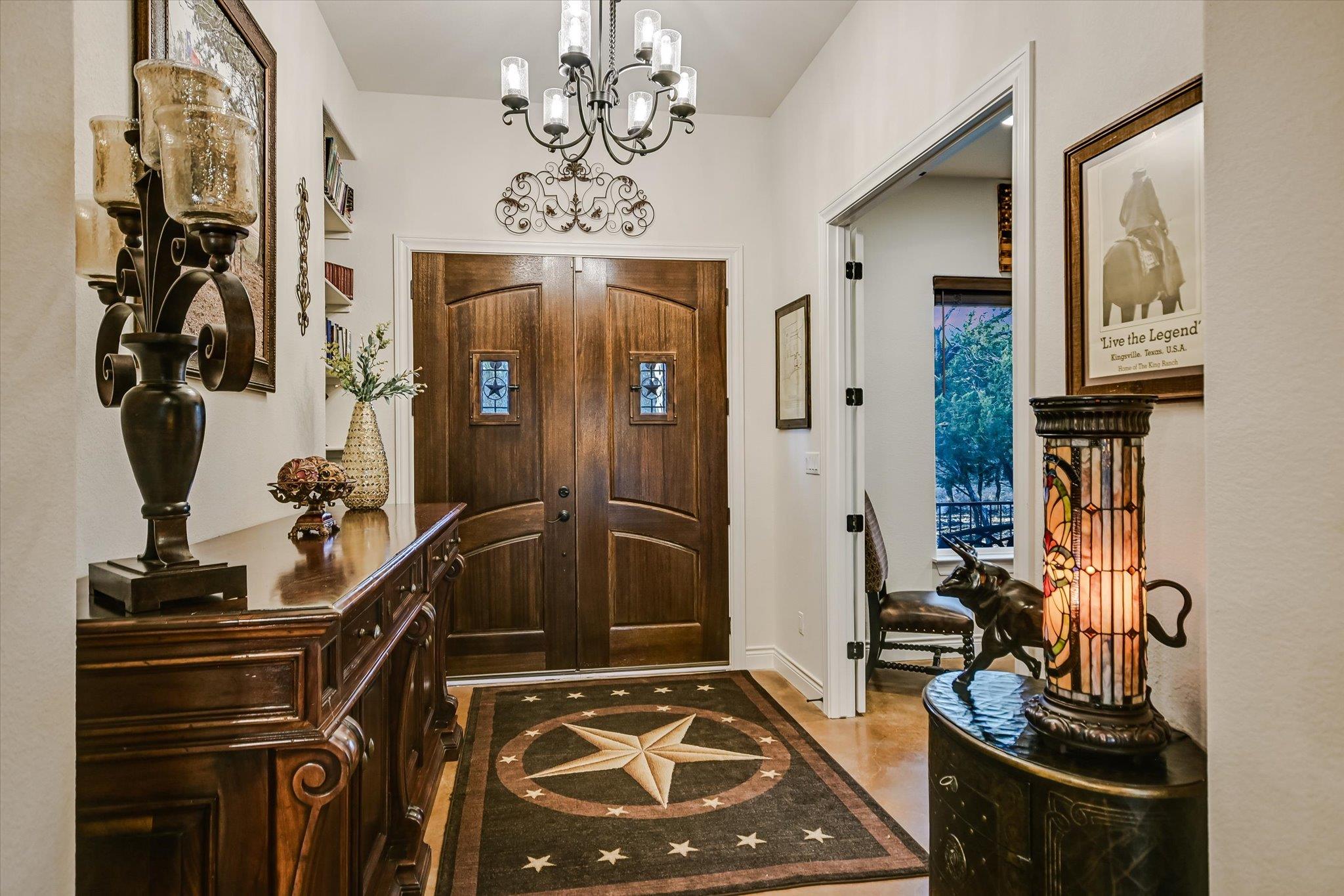 250 BROWN SADDLE Cv, Driftwood, TX 78619