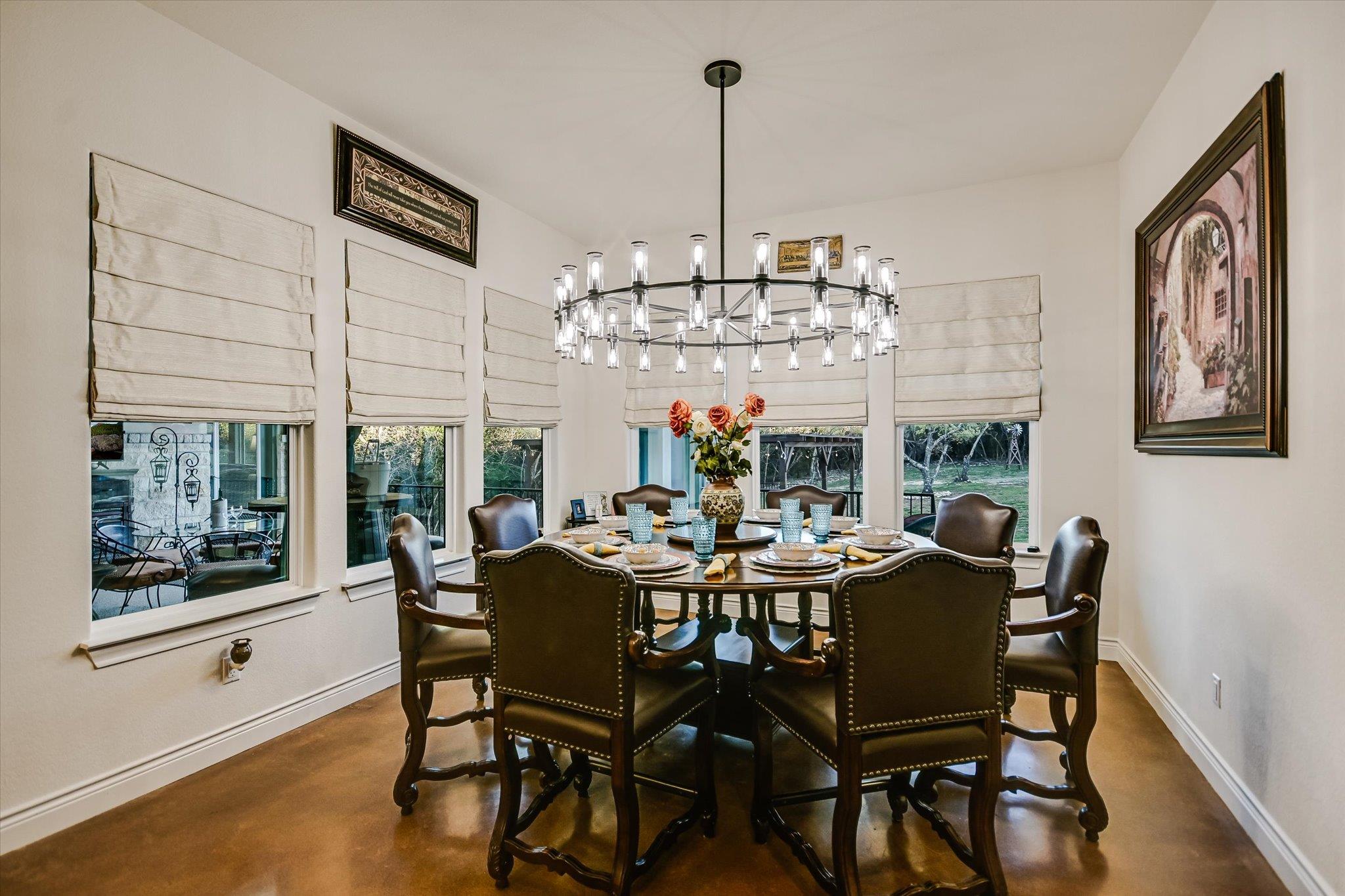 250 BROWN SADDLE Cv, Driftwood, TX 78619