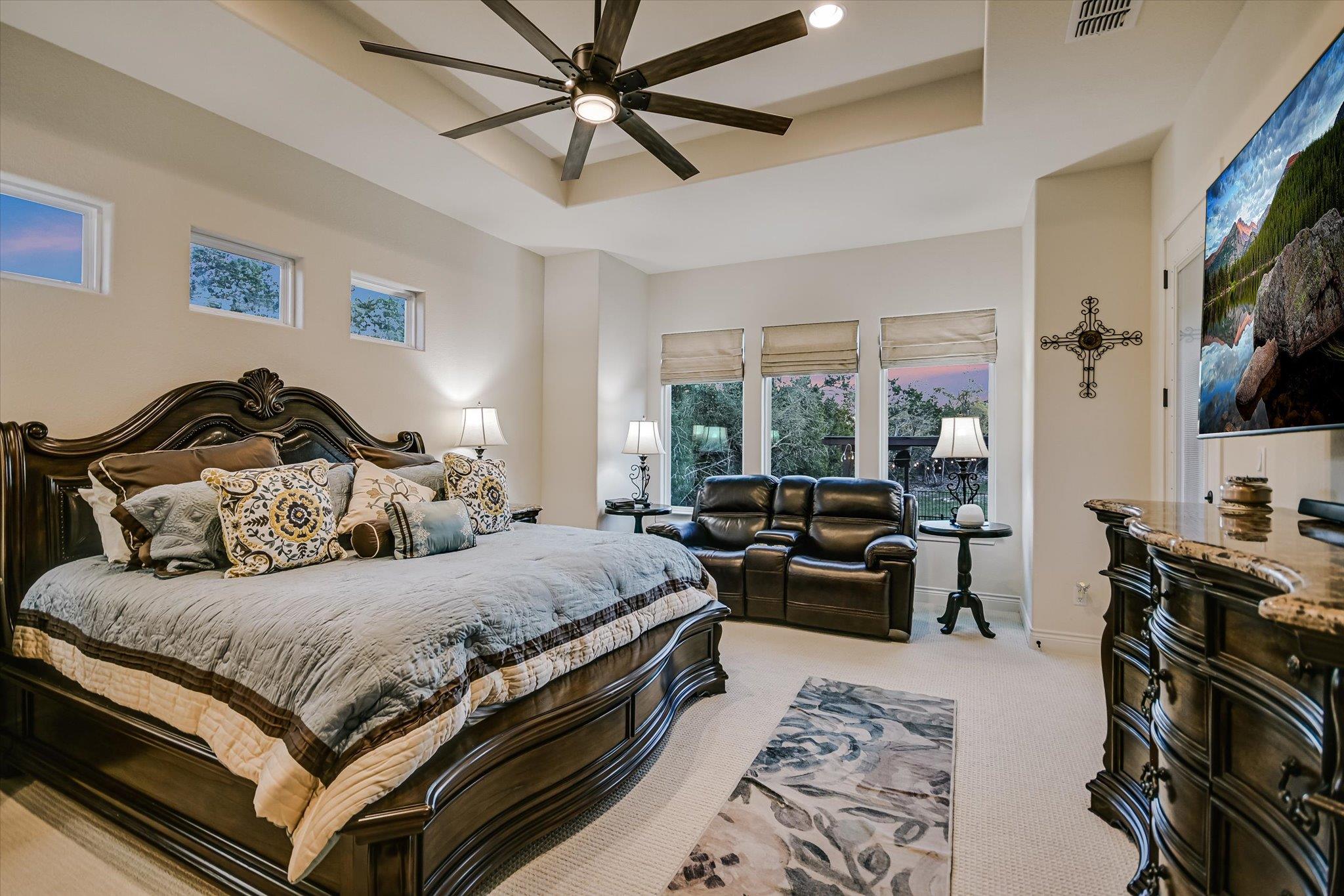 250 BROWN SADDLE Cv, Driftwood, TX 78619