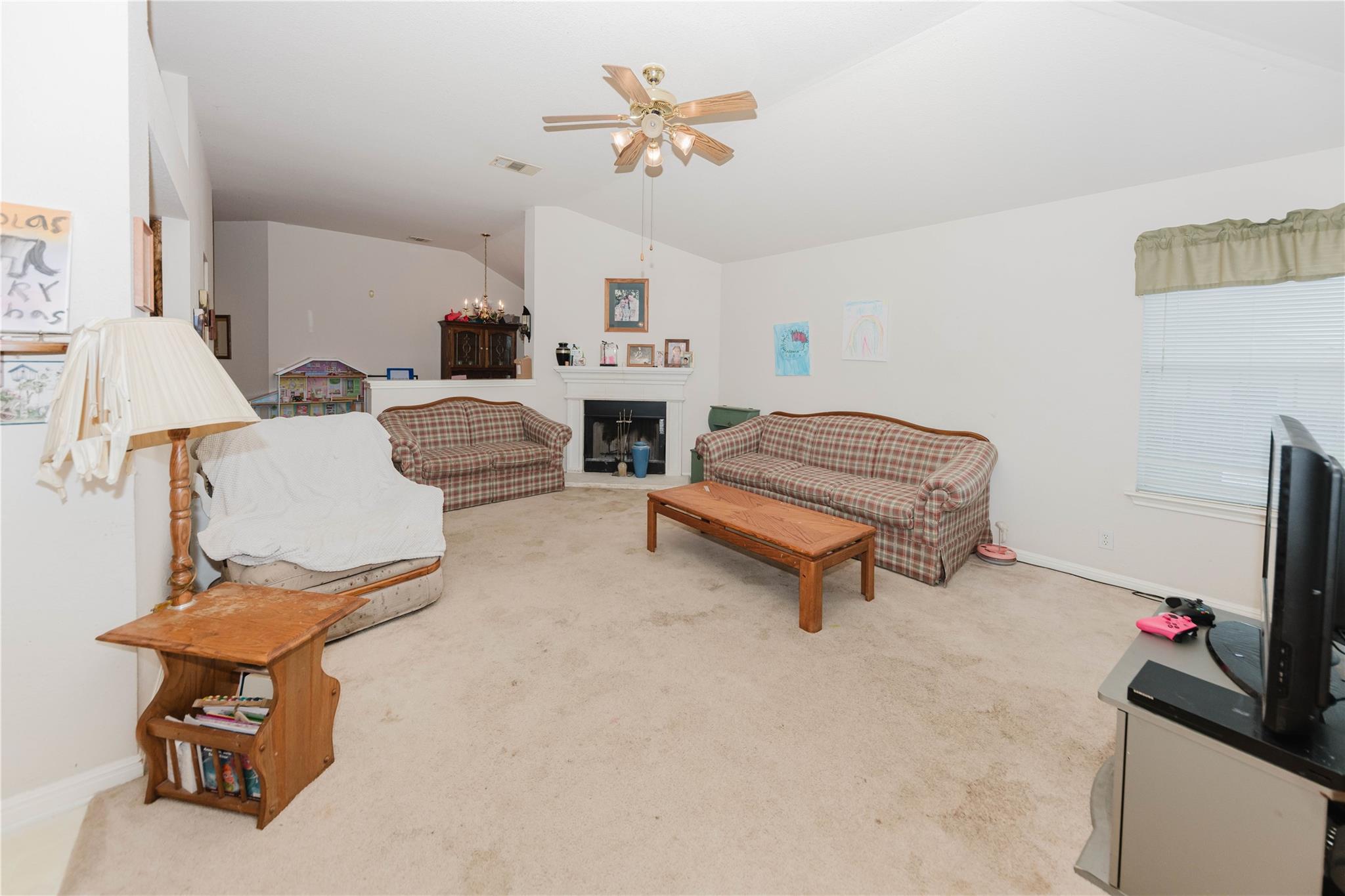 223 Martin Crossing Dr, Cedar Creek, TX 78612