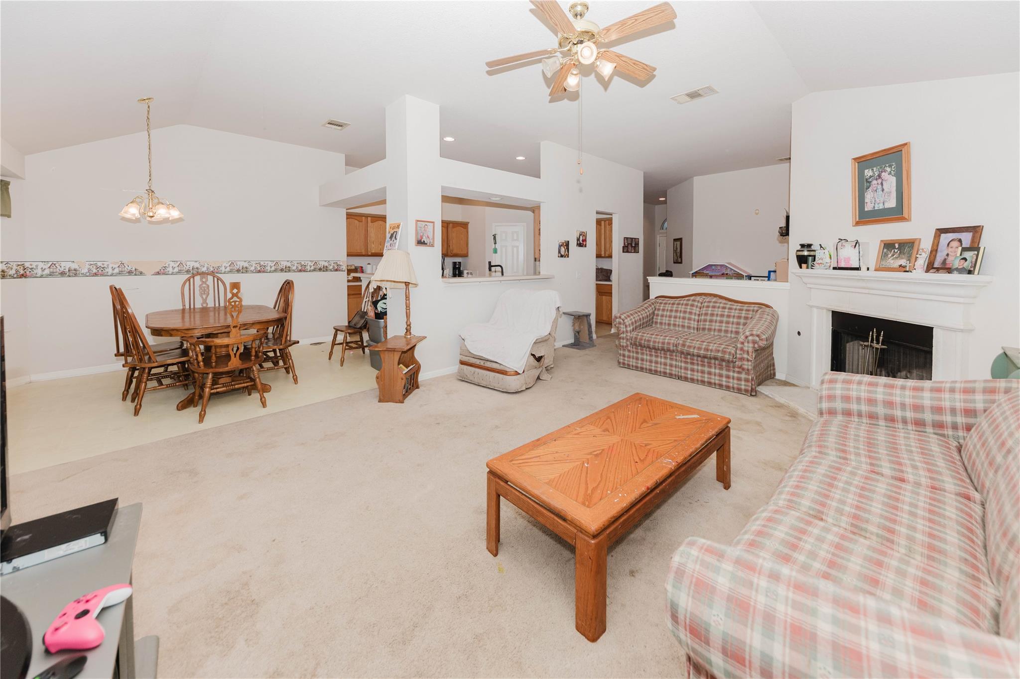 223 Martin Crossing Dr, Cedar Creek, TX 78612